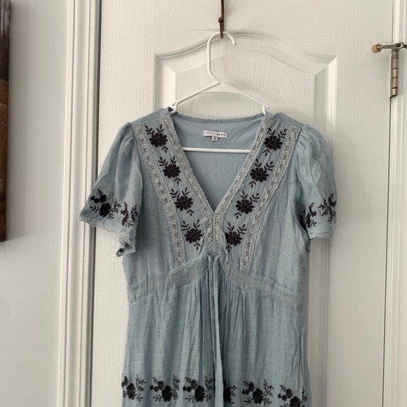 Baltic Born Blue Floral Embroidered Lace Tiered Maxi Dress BD4716-FL Small - Picture 2 of 10